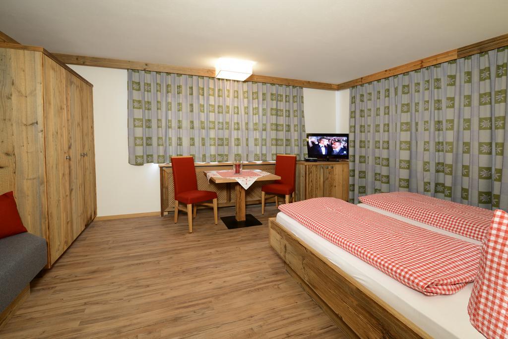 Haus Panorama Apartment Райт им Винкл Стая снимка